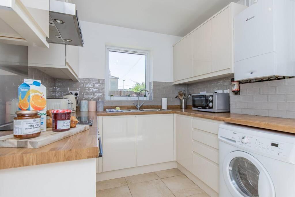 Stylish Townhouse In The Heart Of Summertown Oxford Exterior photo